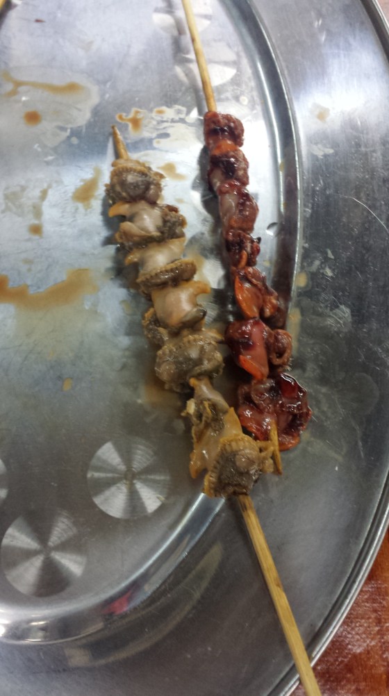 barely cooked cockles on the left...remember..cook them for 5 seconds only!