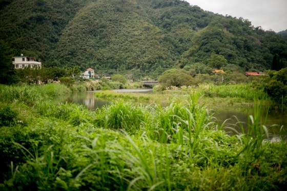 Guang Xin He Pin nature park is a riverine park about 40min out of Taipei, near to the scenic area of Wulai